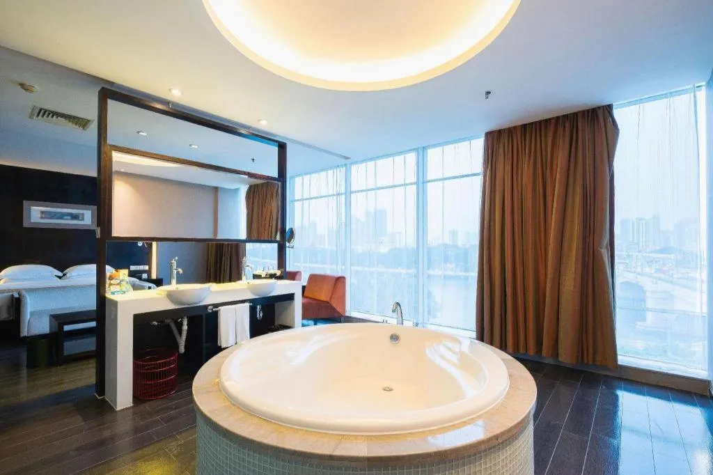 Guangdong Nanmei Osotto Hotel