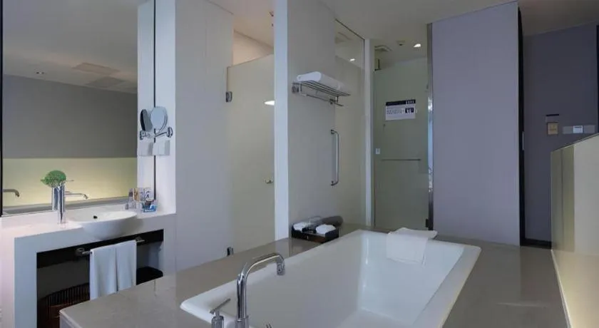 Guangdong Nanmei Osotto Hotel