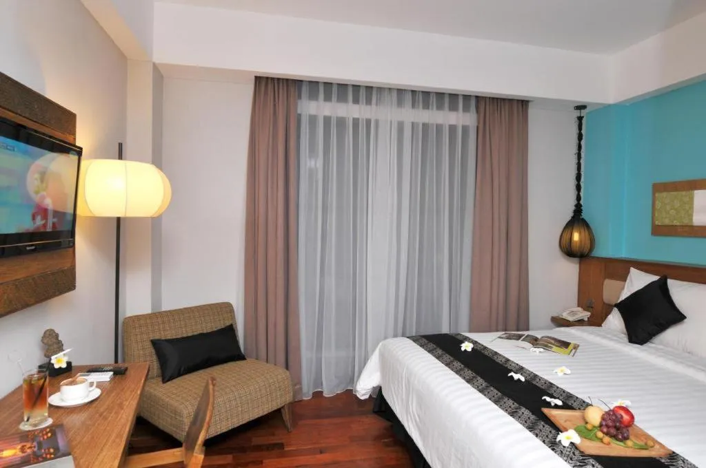 Bed in The Silk at Dago Boutique Hotel