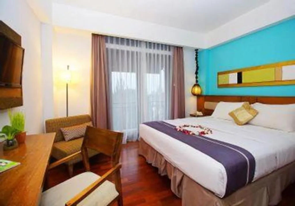 Bed in The Silk at Dago Boutique Hotel