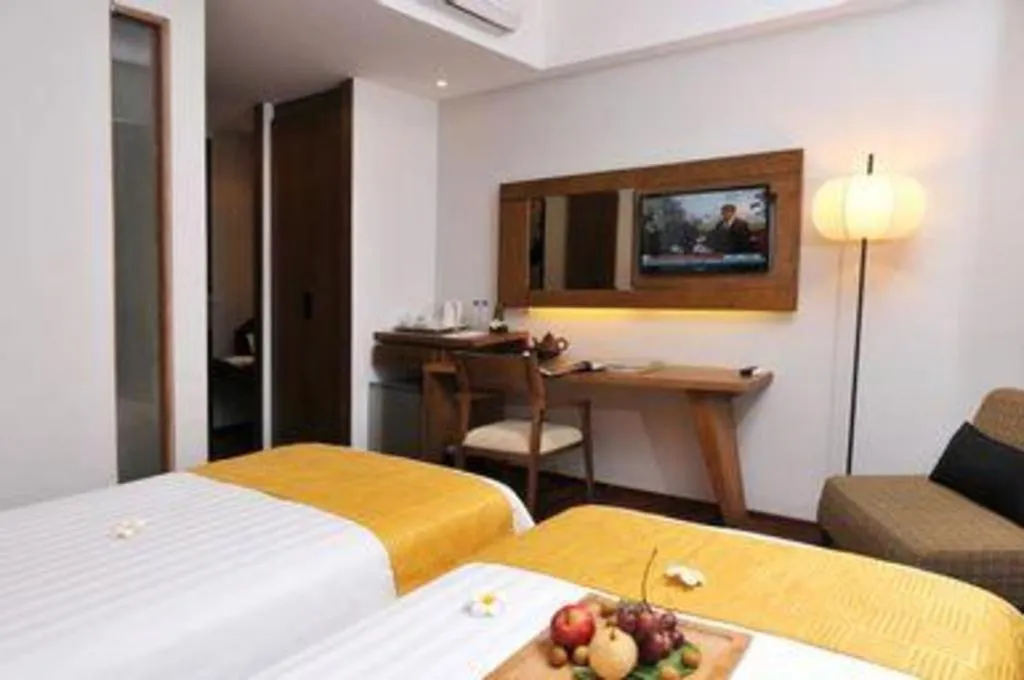 Bed in The Silk at Dago Boutique Hotel