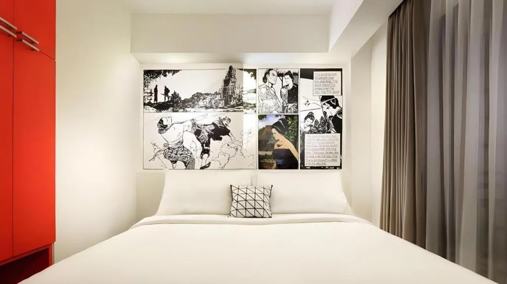 Bed in The Silk at Dago Boutique Hotel