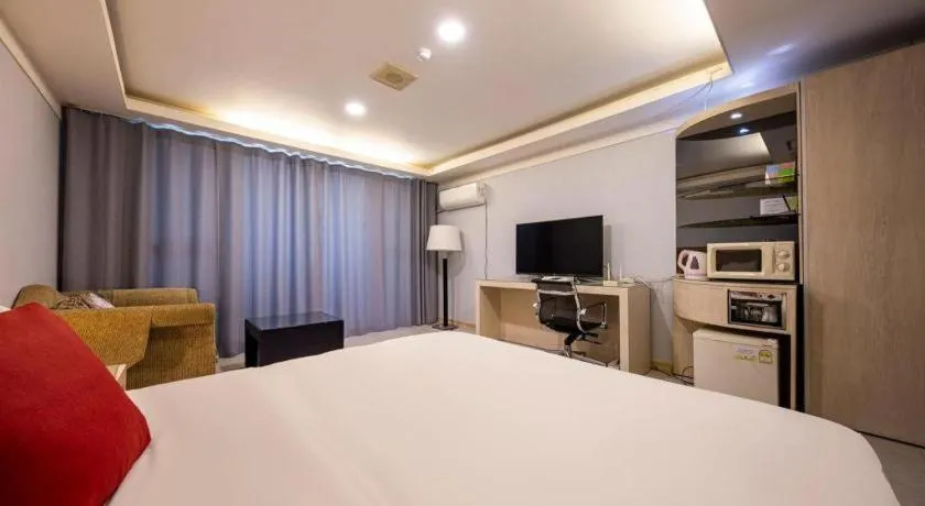 Bed in Metro Tourist Hotel Cheonan