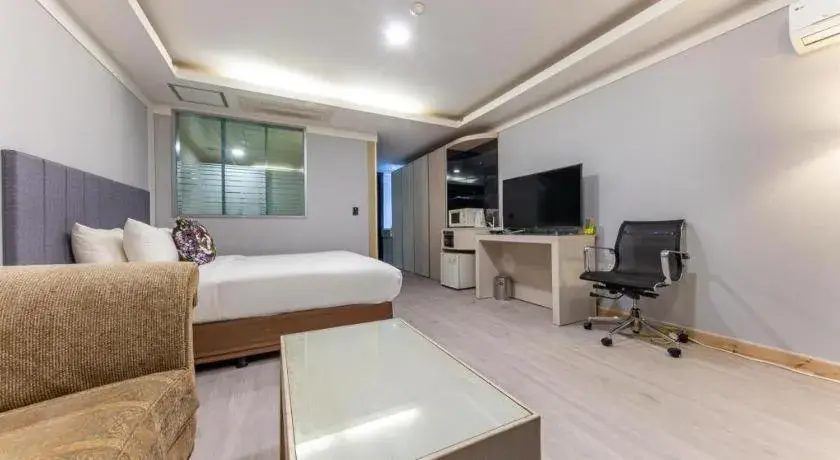 Bed in Metro Tourist Hotel Cheonan Bed in Metro Tourist Hotel Cheonan