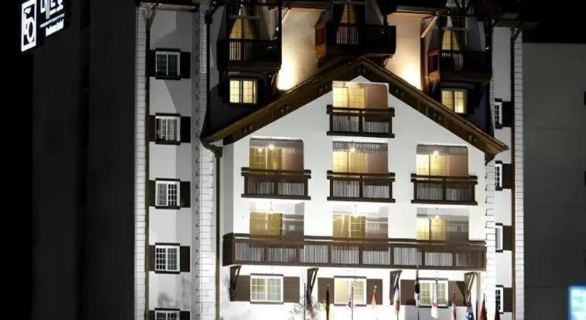 Metro Tourist Hotel Cheonan