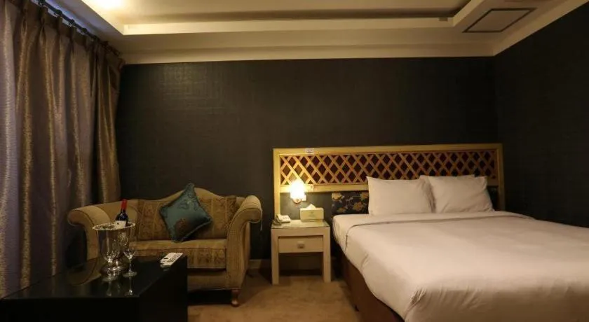 Bed in Metro Tourist Hotel Cheonan