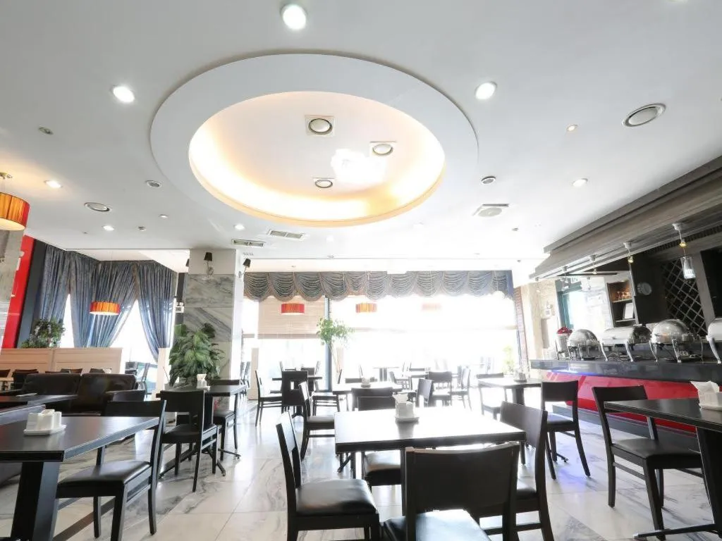 Metro Tourist Hotel Cheonan