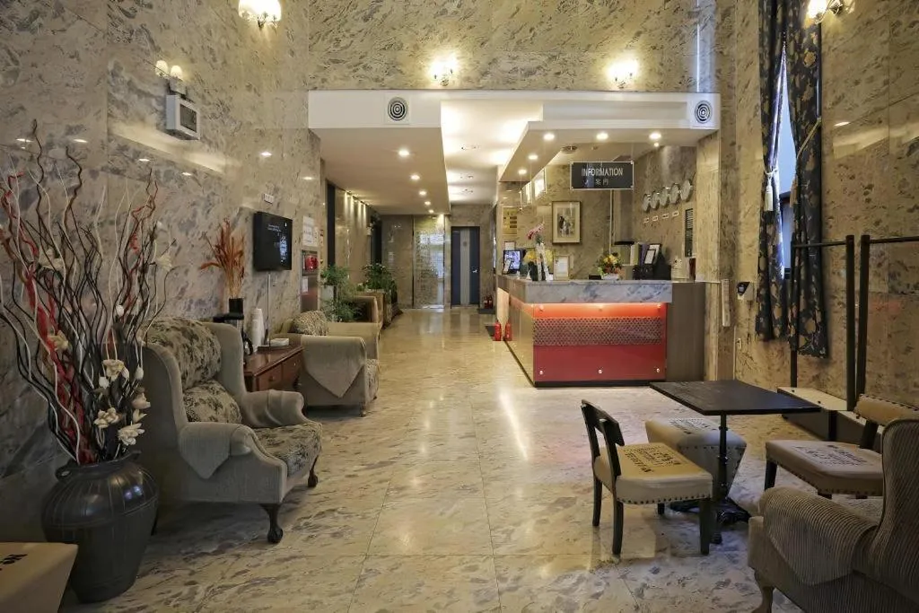 Metro Tourist Hotel Cheonan