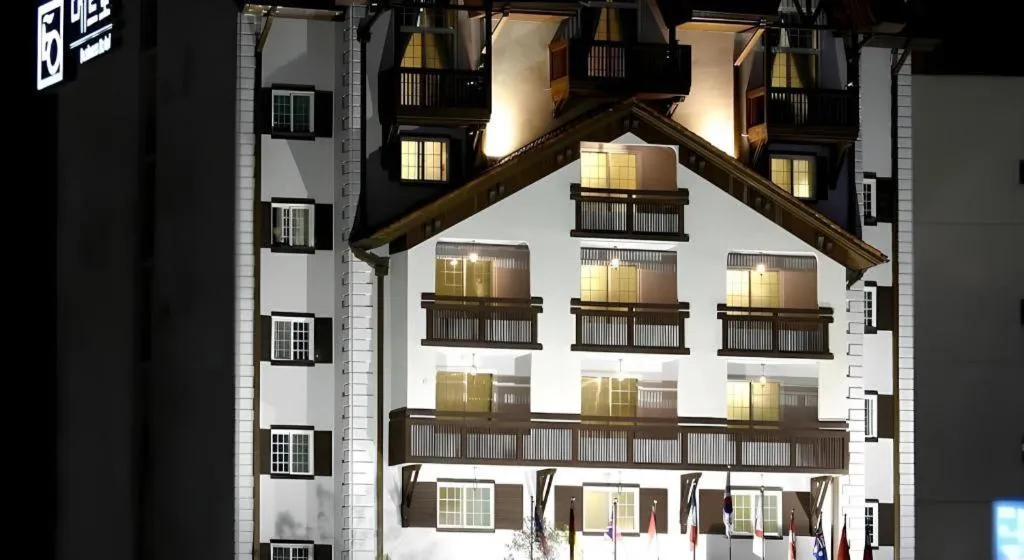 Metro Tourist Hotel Cheonan