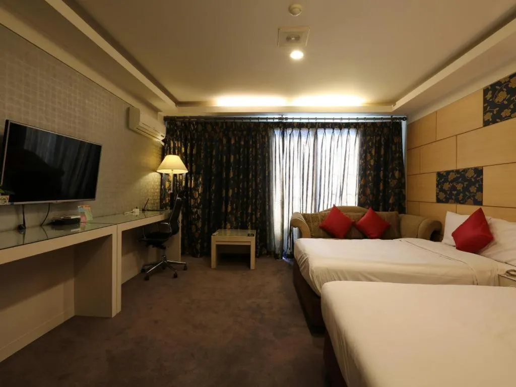 Bed in Metro Tourist Hotel Cheonan