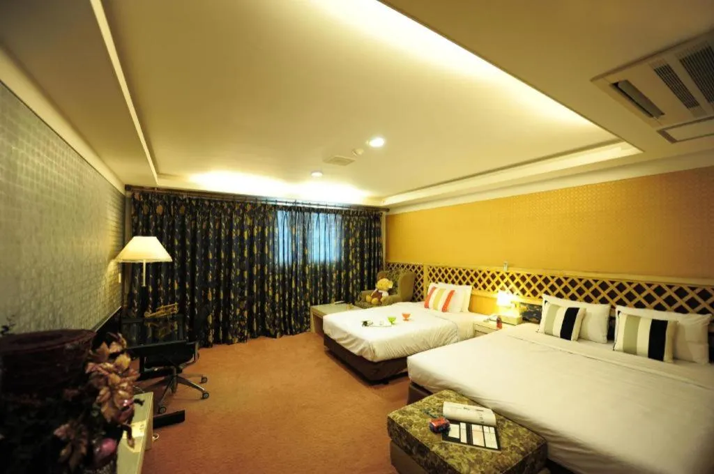 Bed in Metro Tourist Hotel Cheonan