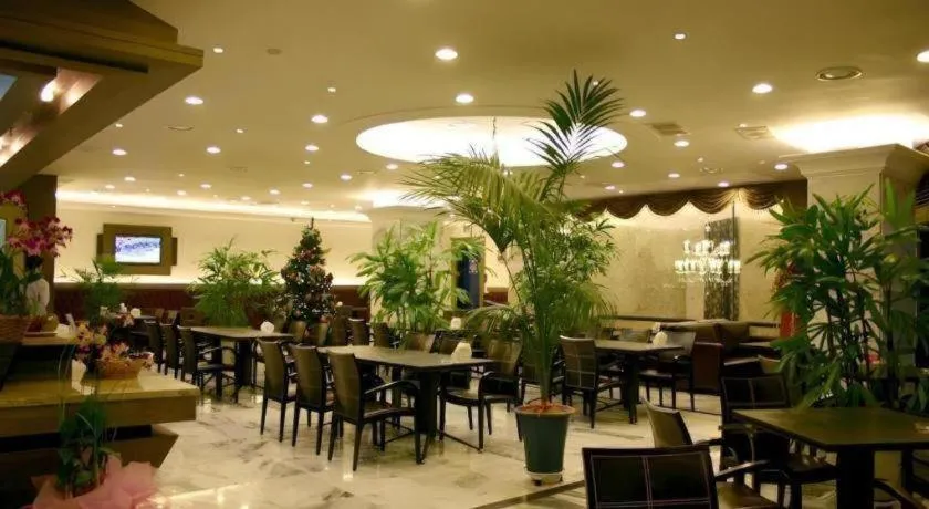 Metro Tourist Hotel Cheonan