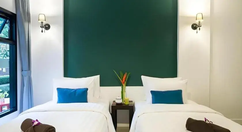 Bed in The Forest Home Resort Bed in The Forest Home Resort