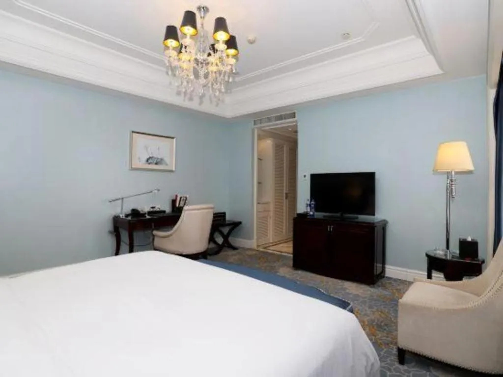 Bed in Yuncheng Jianguo Hotel