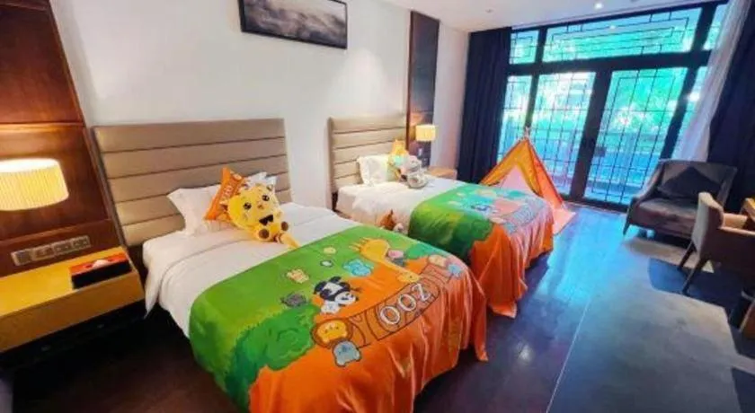 Bed in Eadry Royal Garden Hotel Haikou