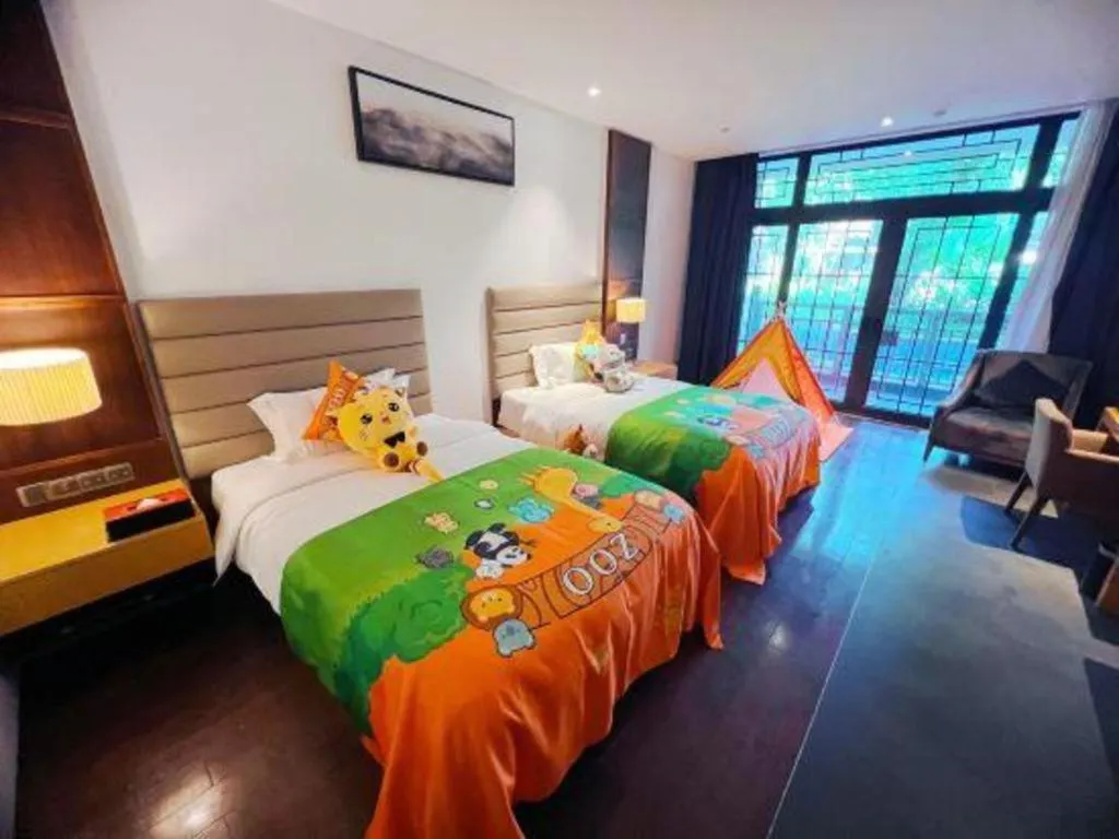 Bed in Eadry Royal Garden Hotel Haikou