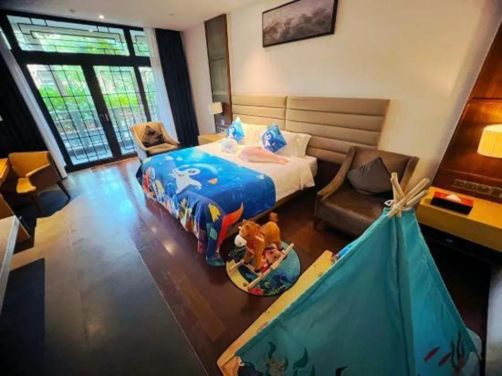 Bed in Eadry Royal Garden Hotel Haikou