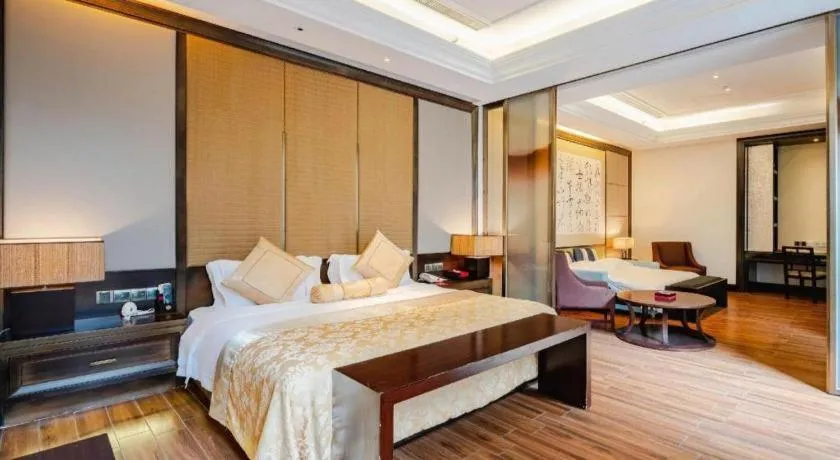 Bed in Eadry Royal Garden Hotel Haikou