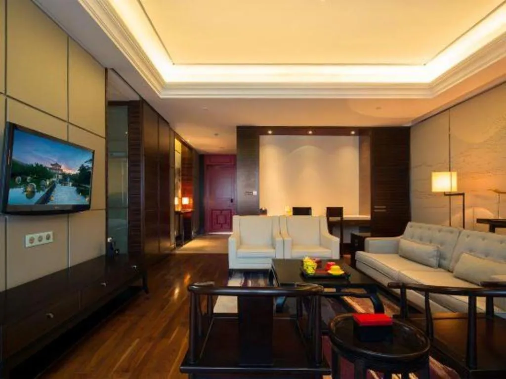 Eadry Royal Garden Hotel Haikou