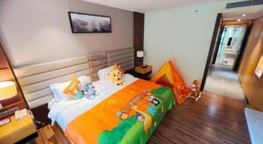 Bed in Eadry Royal Garden Hotel Haikou