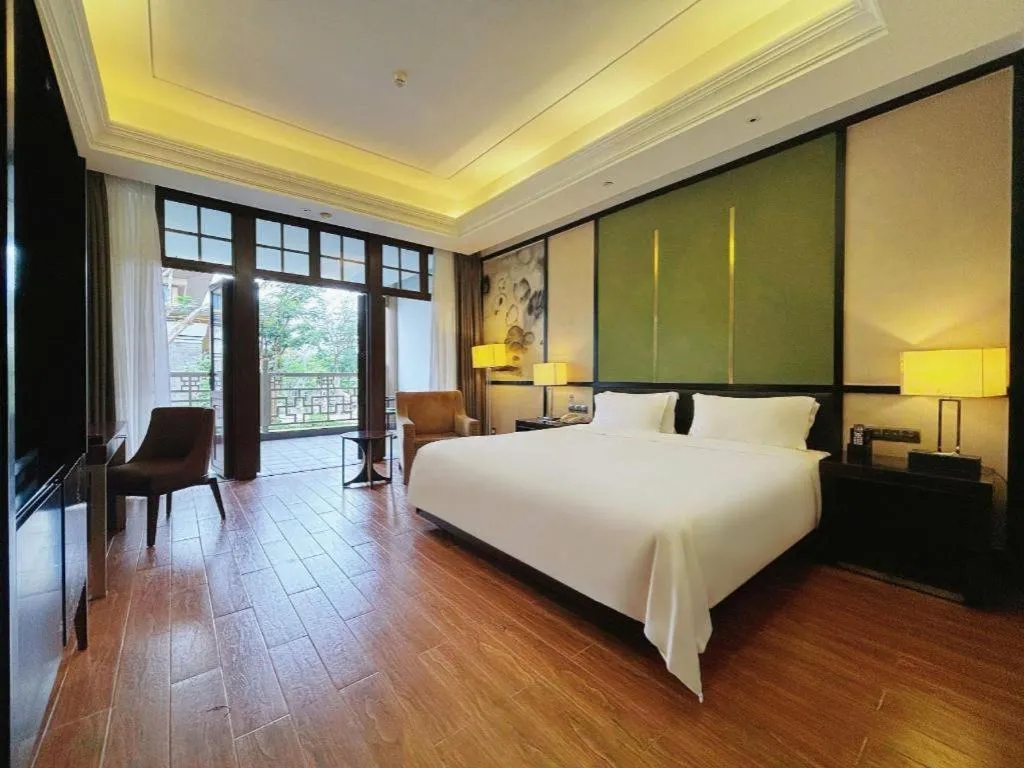 Bed in Eadry Royal Garden Hotel Haikou