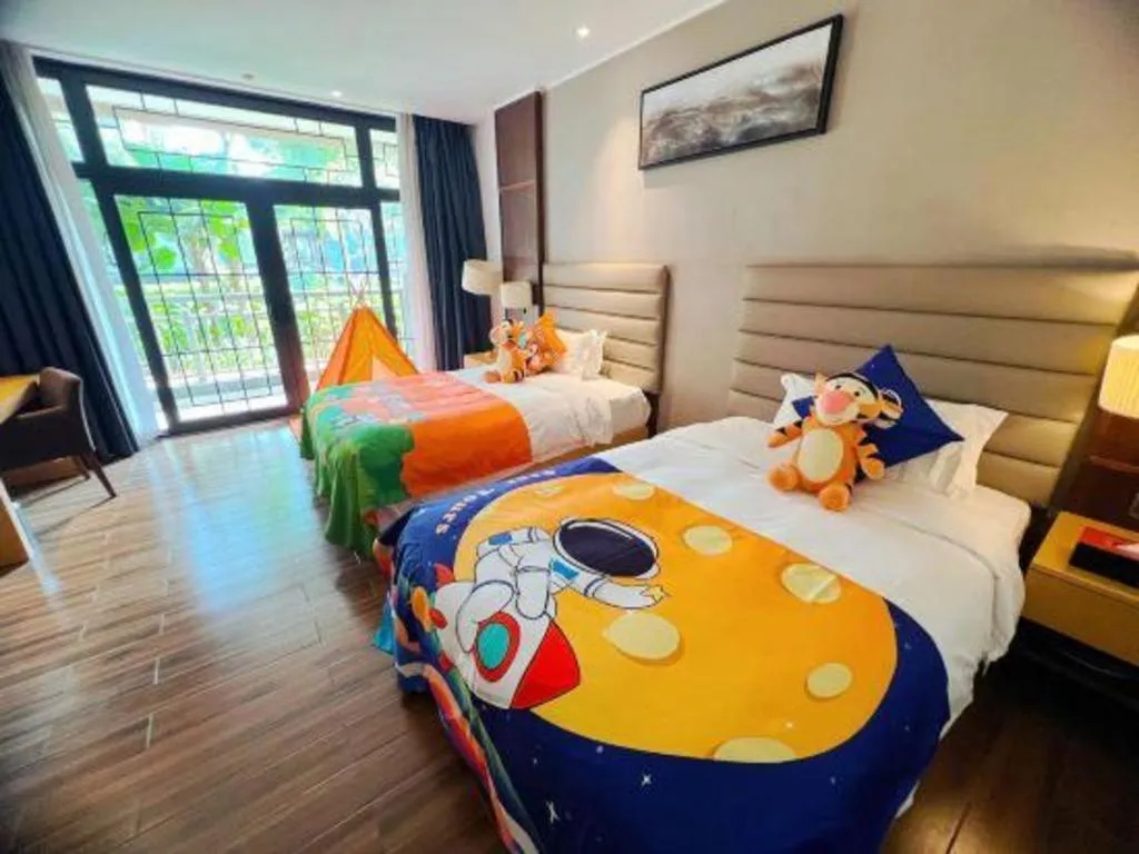 Bed in Eadry Royal Garden Hotel Haikou