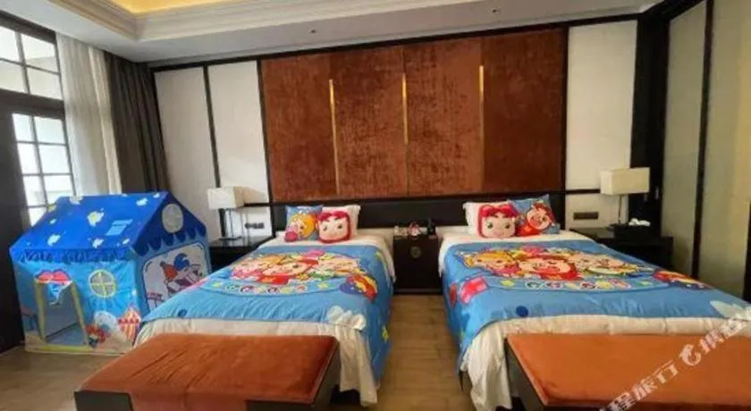 Bed in Eadry Royal Garden Hotel Haikou