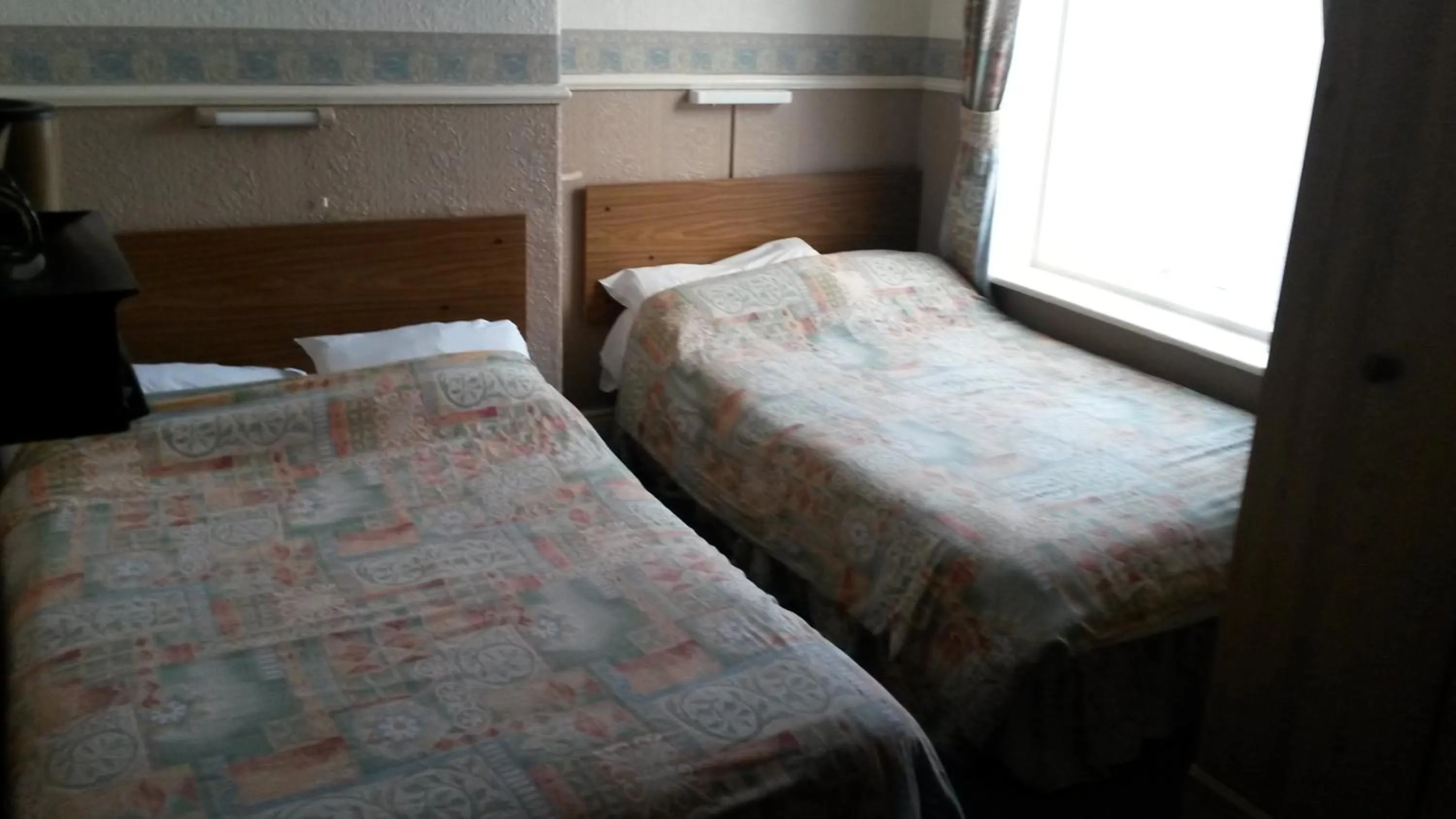 Bed in Walford Hotel