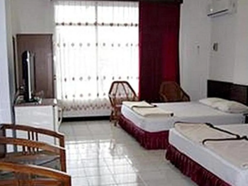 Hotel Santosa