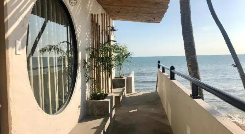 Meraki Oasis Hotel