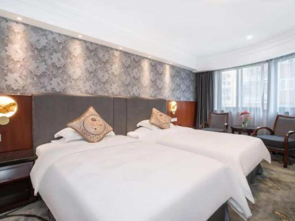 Bed in Friendship Hotel