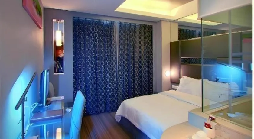 Bed in Friendship Hotel