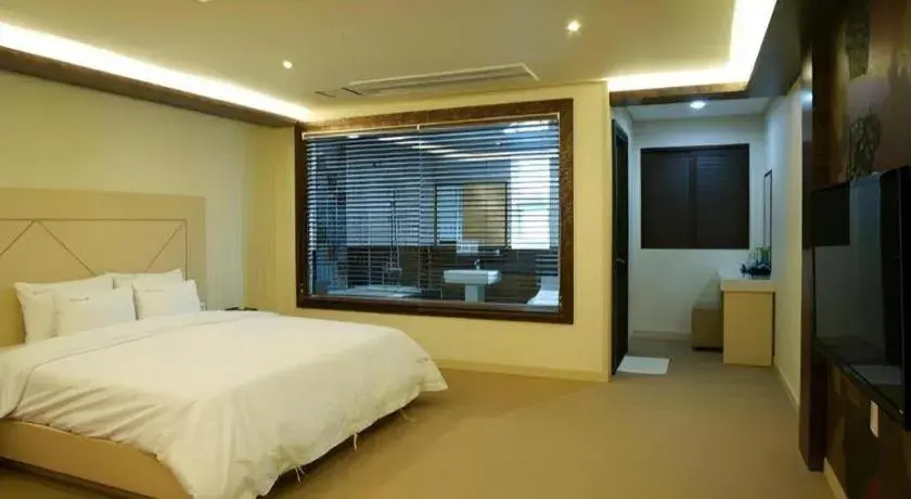 Bed in Hotel W Shinjeju Bed in Hotel W Shinjeju