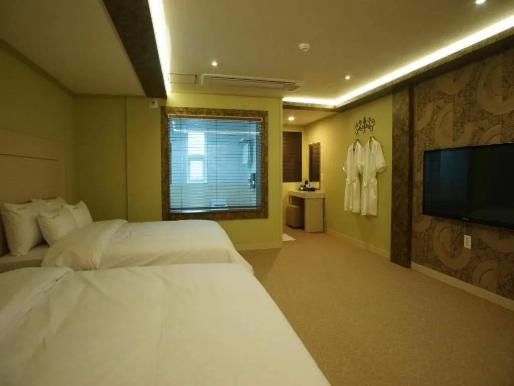 Bed in Hotel W Shinjeju