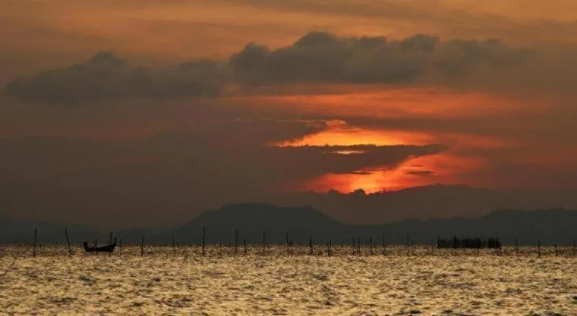 Khaothong Terrace Resort