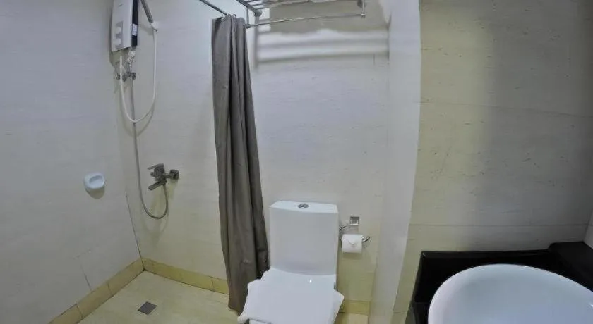 Capitol Central Hotel and Suites