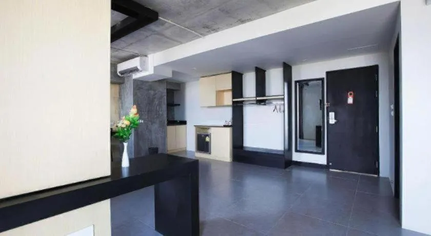 B2 South Pattaya Premier Hotel