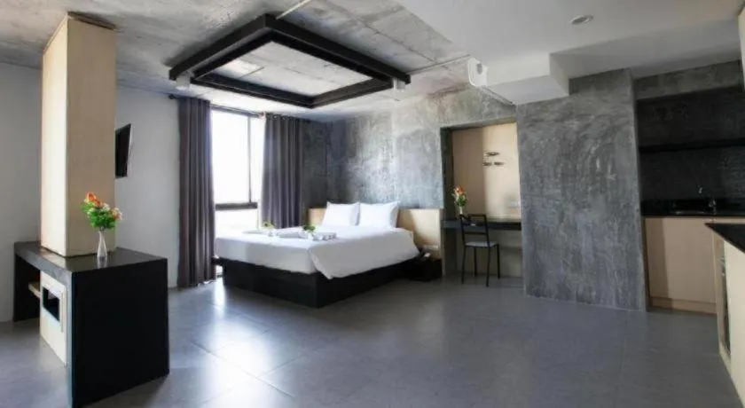 Bed in B2 South Pattaya Premier Hotel