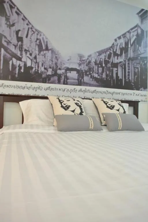 Bed in Machima House