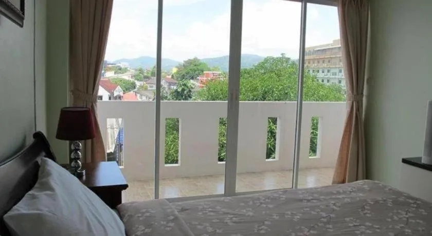 Bed in Machima House