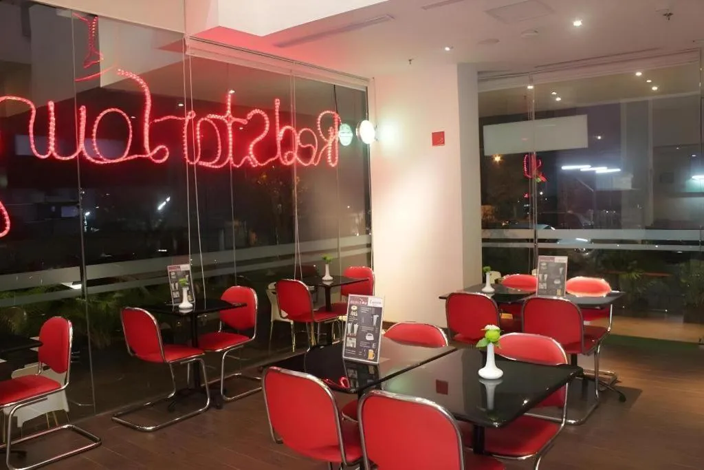 Redstar Hotel Jakarta