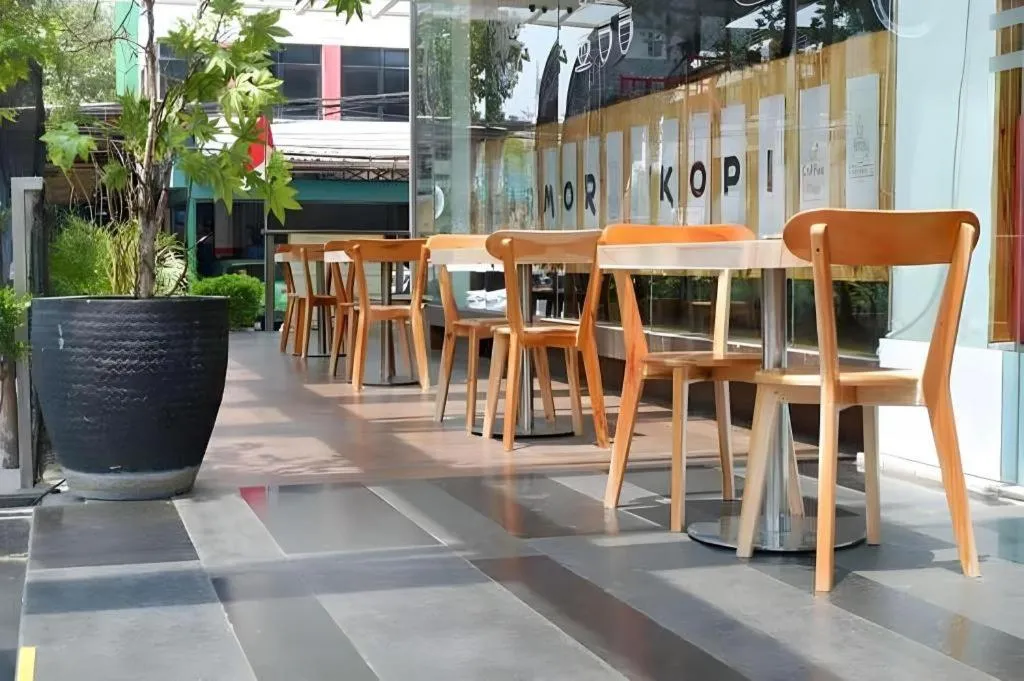 Redstar Hotel Jakarta