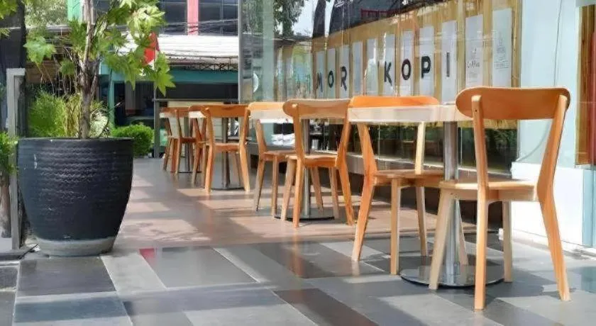 Redstar Hotel Jakarta