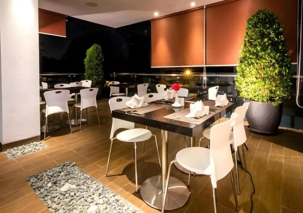 Redstar Hotel Jakarta