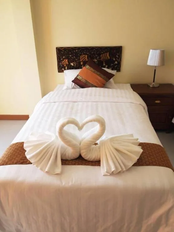 Bed in Baan Maesot Boutique Resort