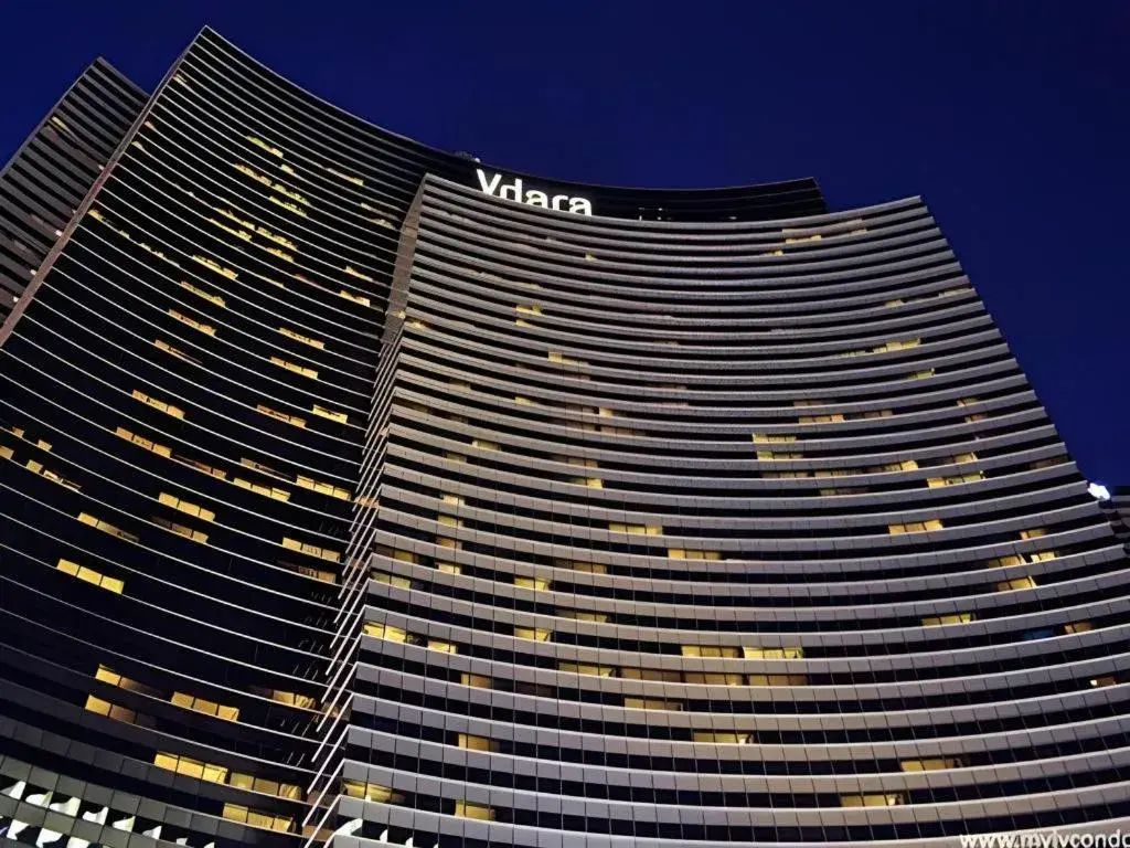 Luxury Suites International by Vdara Luxury Suites International by Vdara