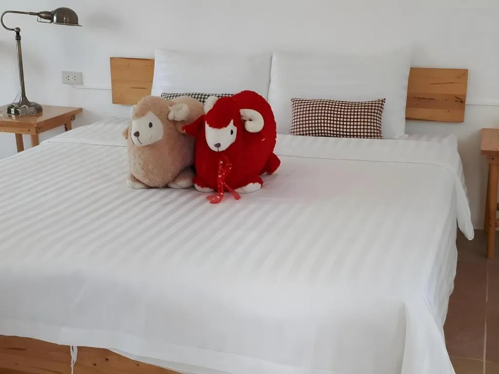 Bed in Villa Tuscany Country Resort