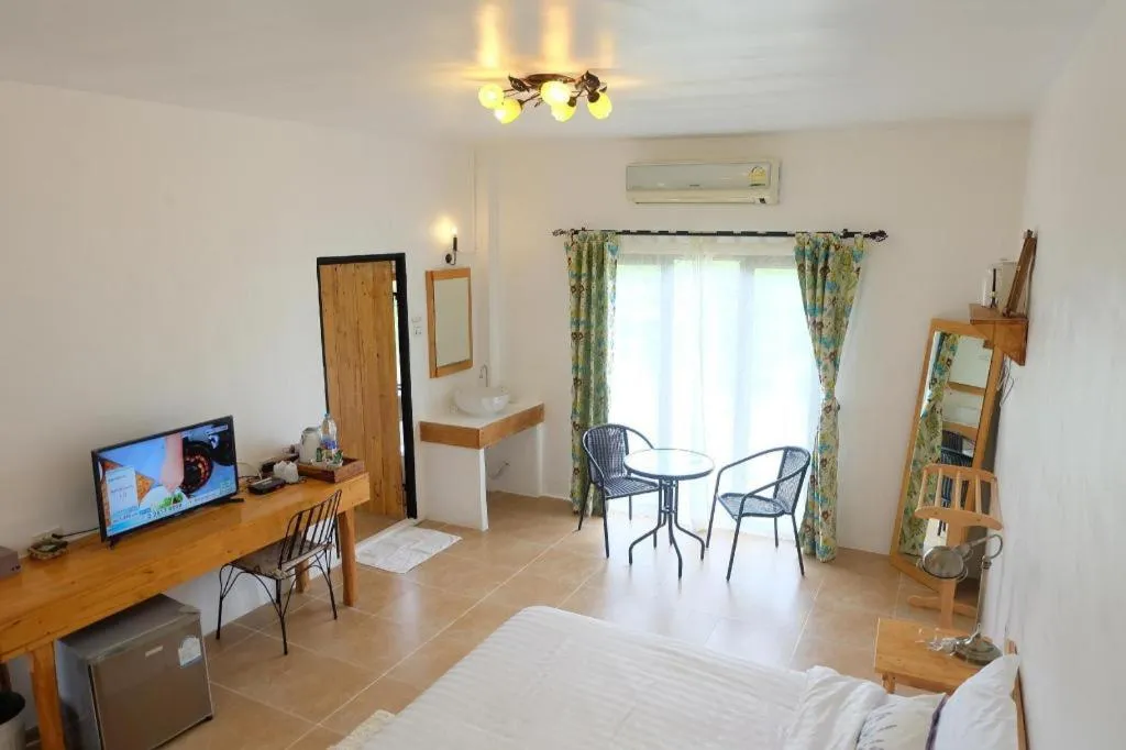 Bed in Villa Tuscany Country Resort