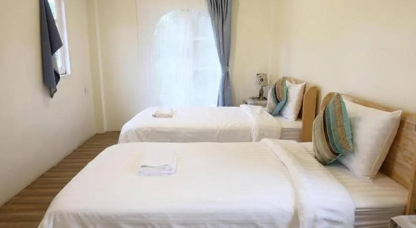 Bed in Villa Tuscany Country Resort