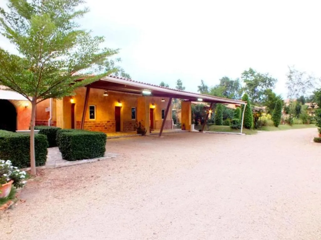 Villa Tuscany Country Resort